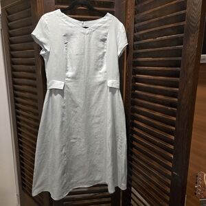 Lintico Light Blue Short Sleeve Linen Dress